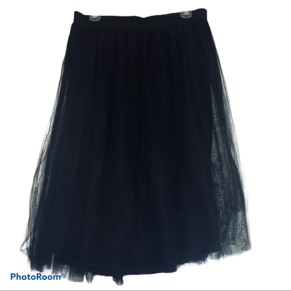 Plus size black toule skirt NWOT